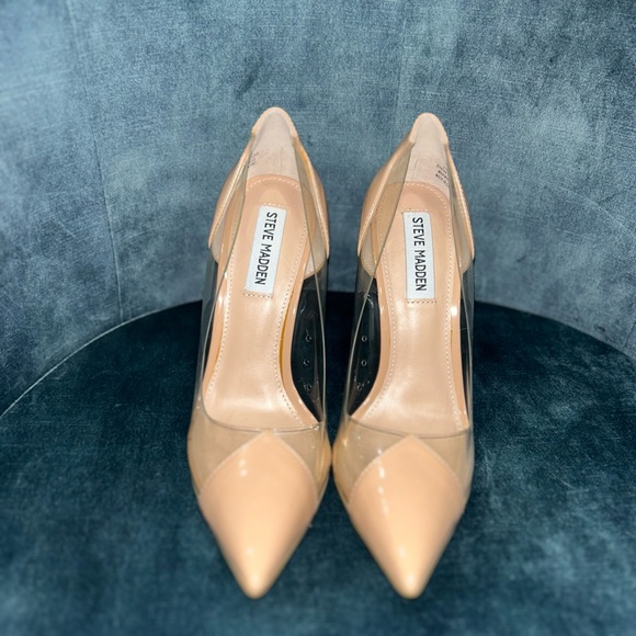 Steve Madden size 7 nude heel - Picture 1 of 4